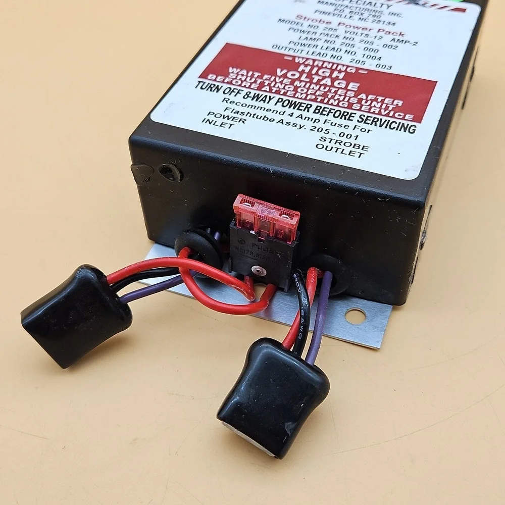 Specialty Manufacturing Strobe Power Pack Model 205 12v‎ 2amp